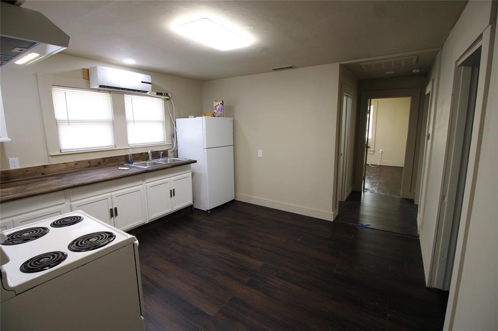 802 S Anson Property Photo 7