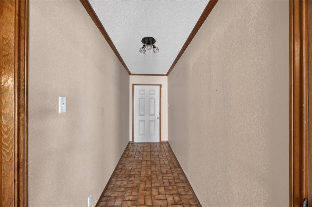 1217 Stonelake Drive Property Photo 5