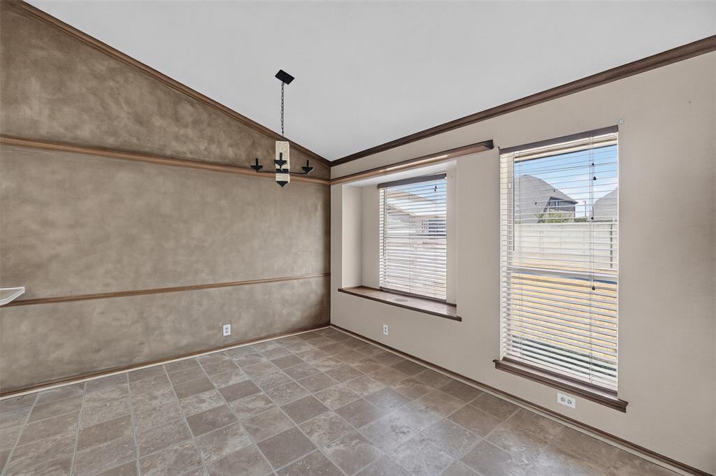 1217 Stonelake Drive Property Photo 9