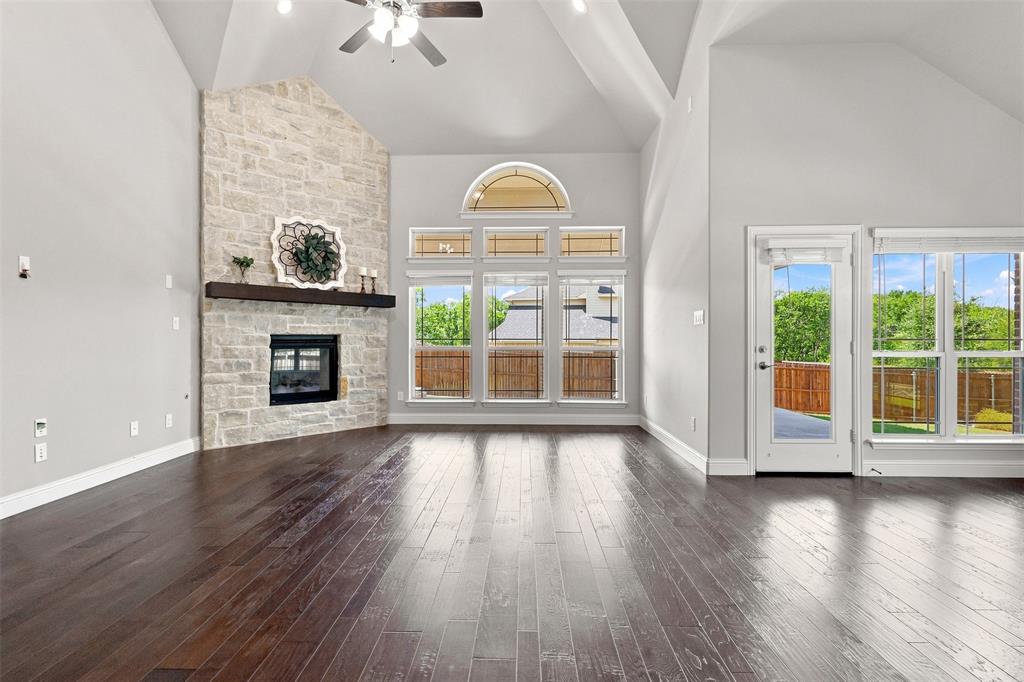 3233 Rolling Meadow Drive Property Photo 11