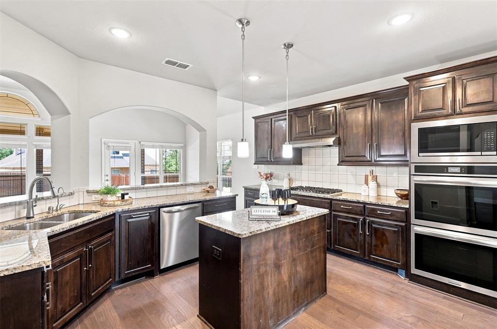 3233 Rolling Meadow Drive Property Photo 18