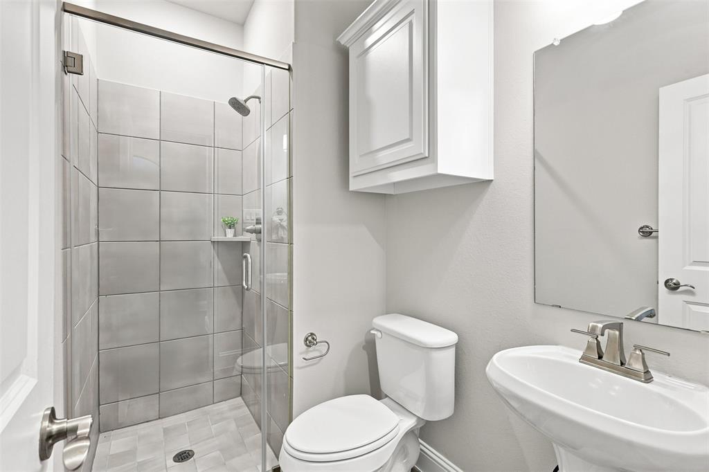 3233 Rolling Meadow Drive Property Photo 24