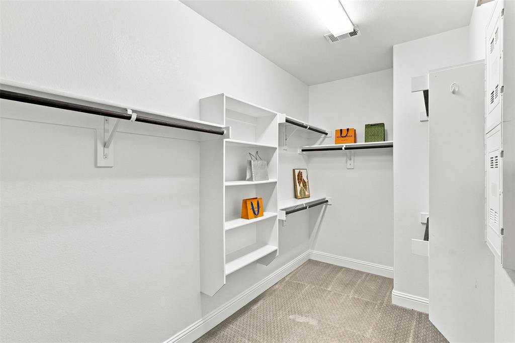 3233 Rolling Meadow Drive Property Photo 28