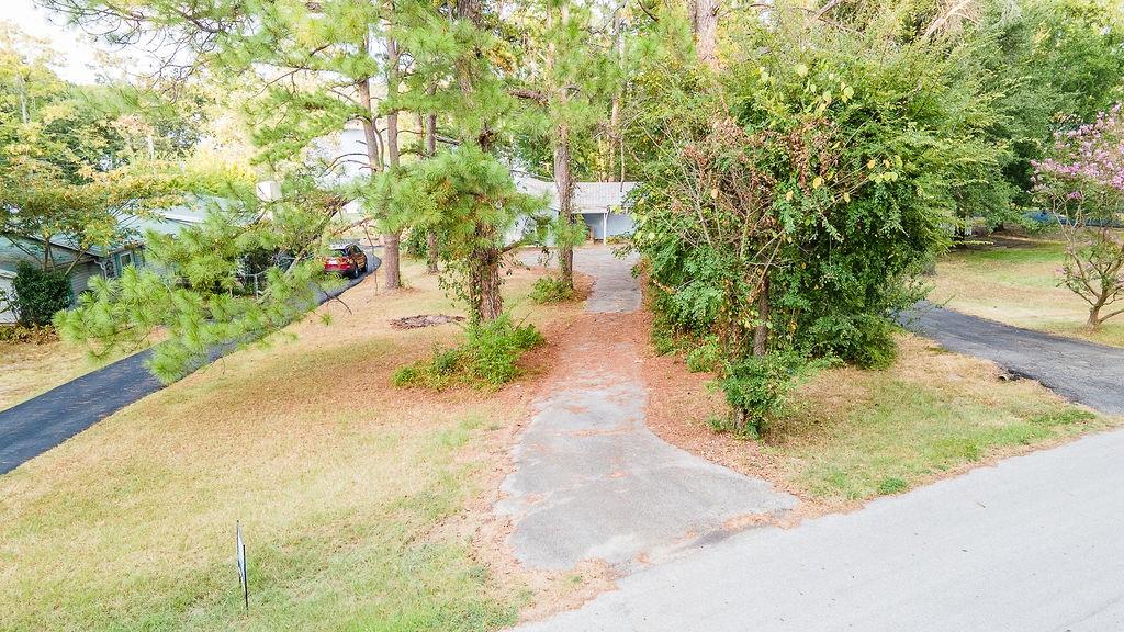 586 County Road 2298 Property Photo 7