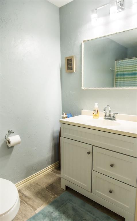 586 County Road 2298 Property Photo 18