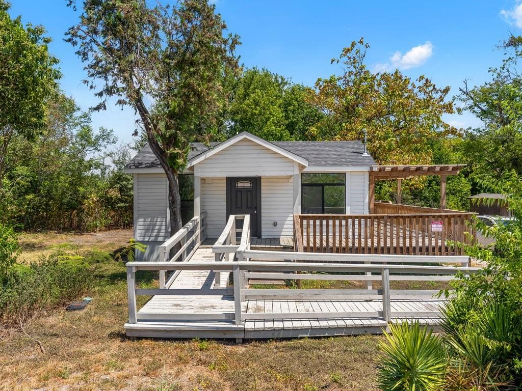 2500 E Highway 36 Property Photo 2