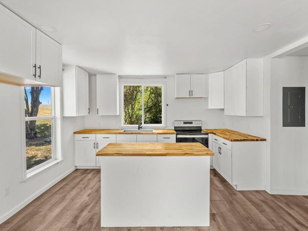 2500 E Highway 36 Property Photo 8