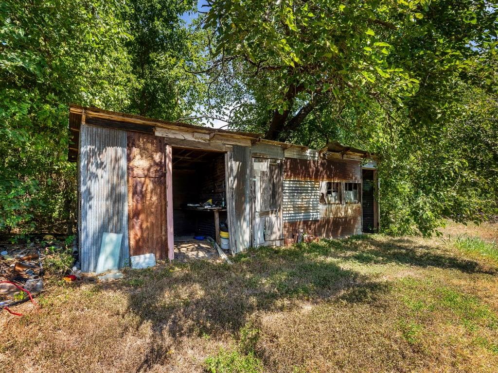 2500 E Highway 36 Property Photo 25