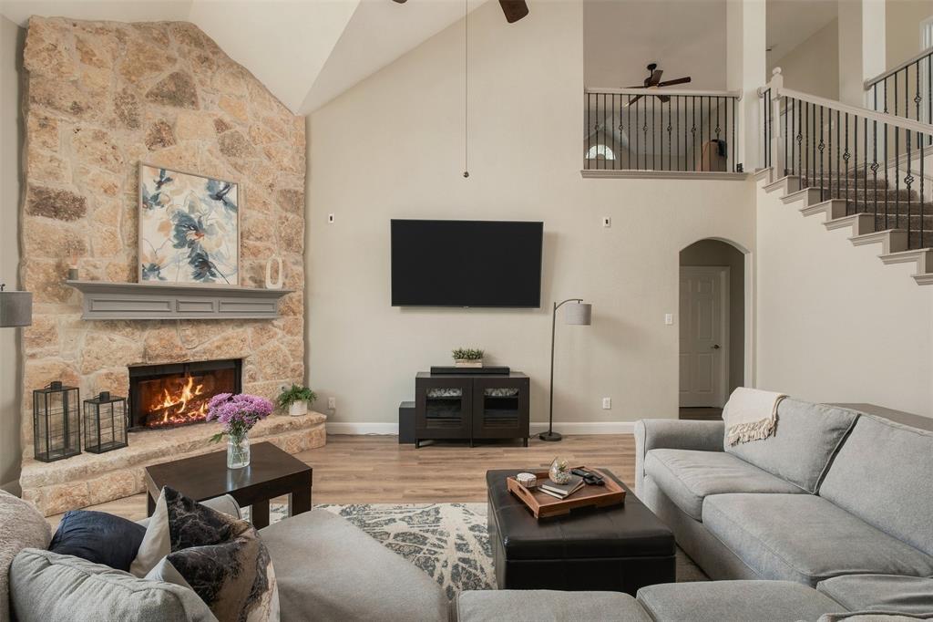13909 Sparrow Hill Drive Property Photo 1