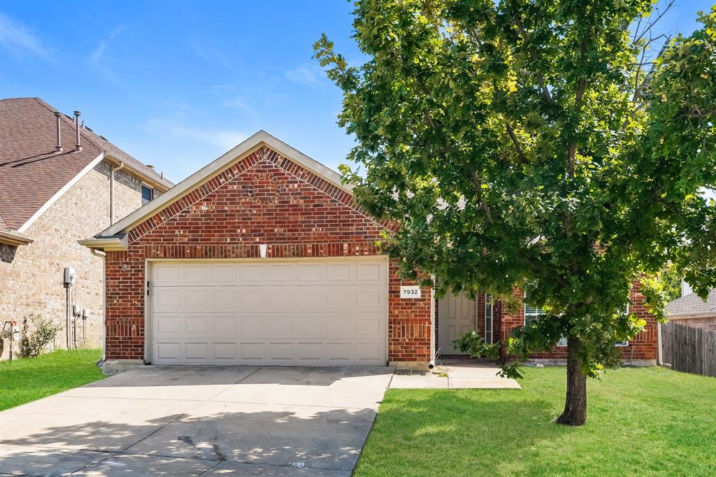 7932 Glenway Drive Property Photo 1