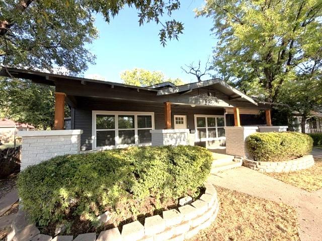 1325 Highland Avenue Property Photo 2