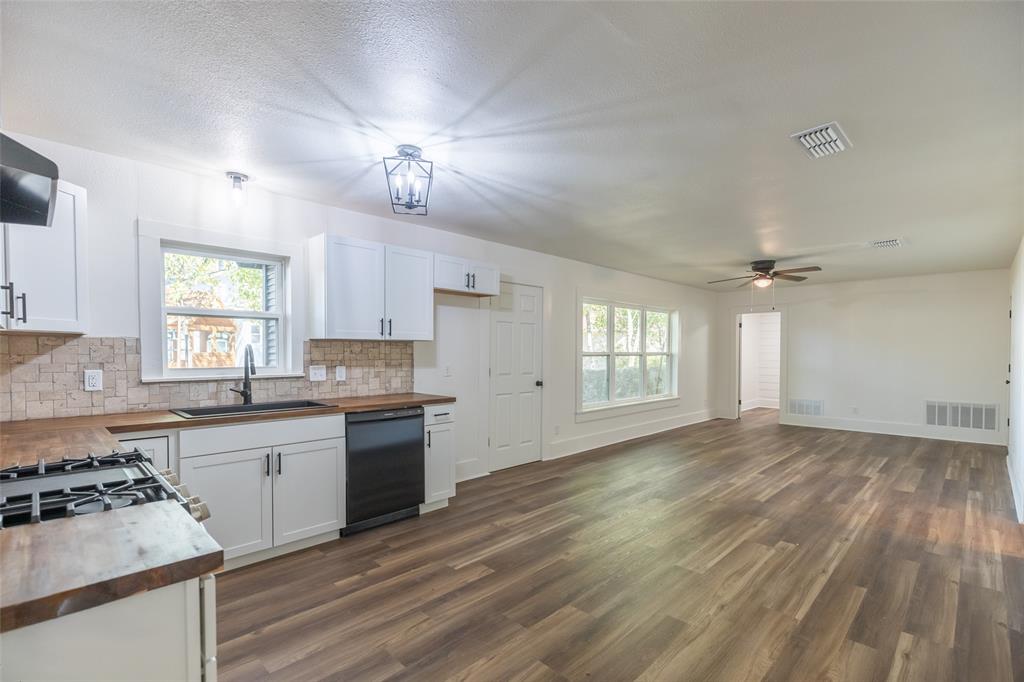 1325 Highland Avenue Property Photo 11