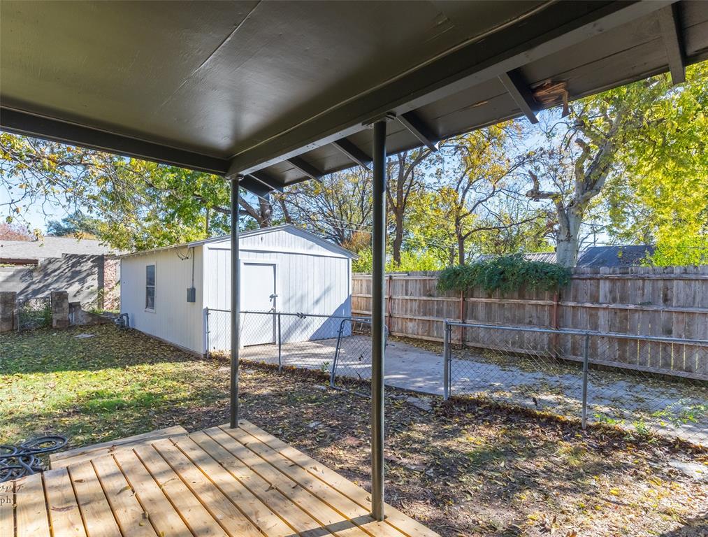 1325 Highland Avenue Property Photo 23