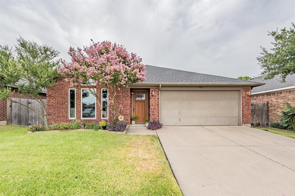 7403 Fossil Lake Drive Property Photo 1