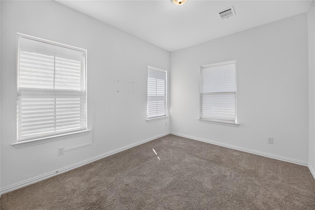 4713 Craymore Road Property Photo 15