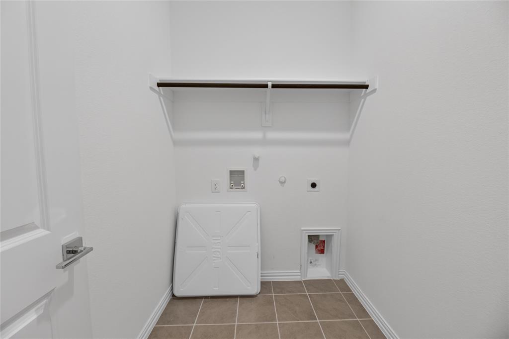 4713 Craymore Road Property Photo 17
