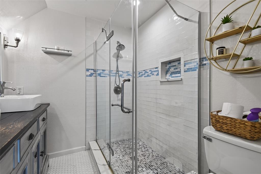2400 Kent Circle Property Photo 17