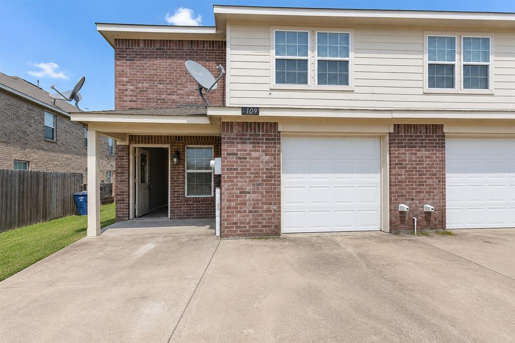 1109 Parkway Trail Property Photo 1