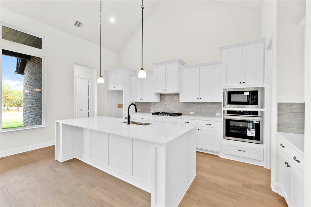 434 Palmetto Street Property Photo 8