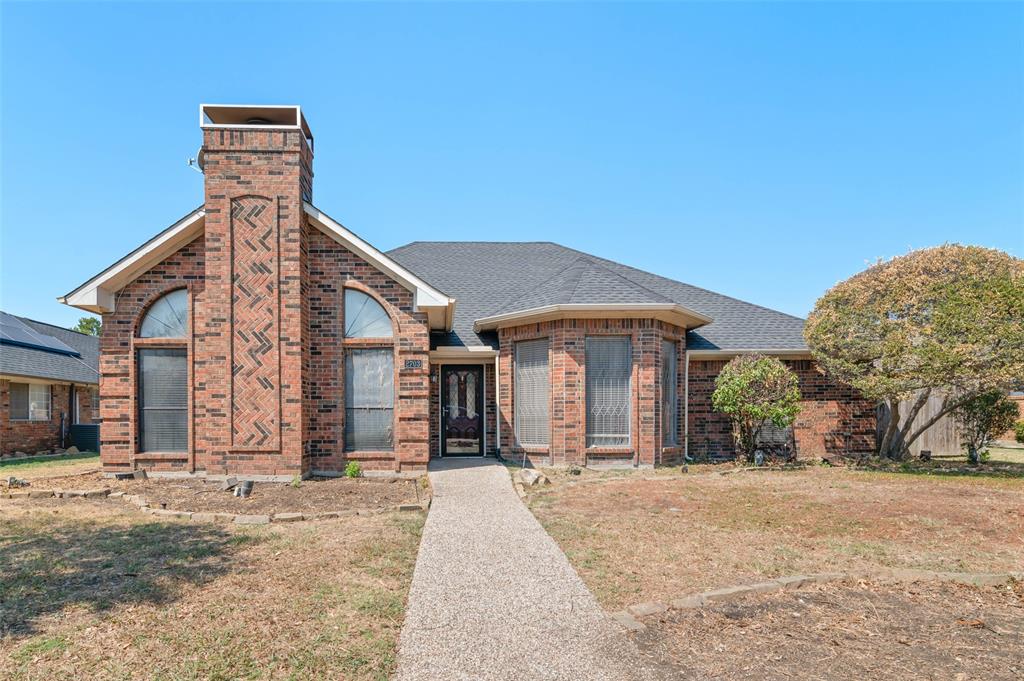 2703 Devonshire Drive Property Photo 1