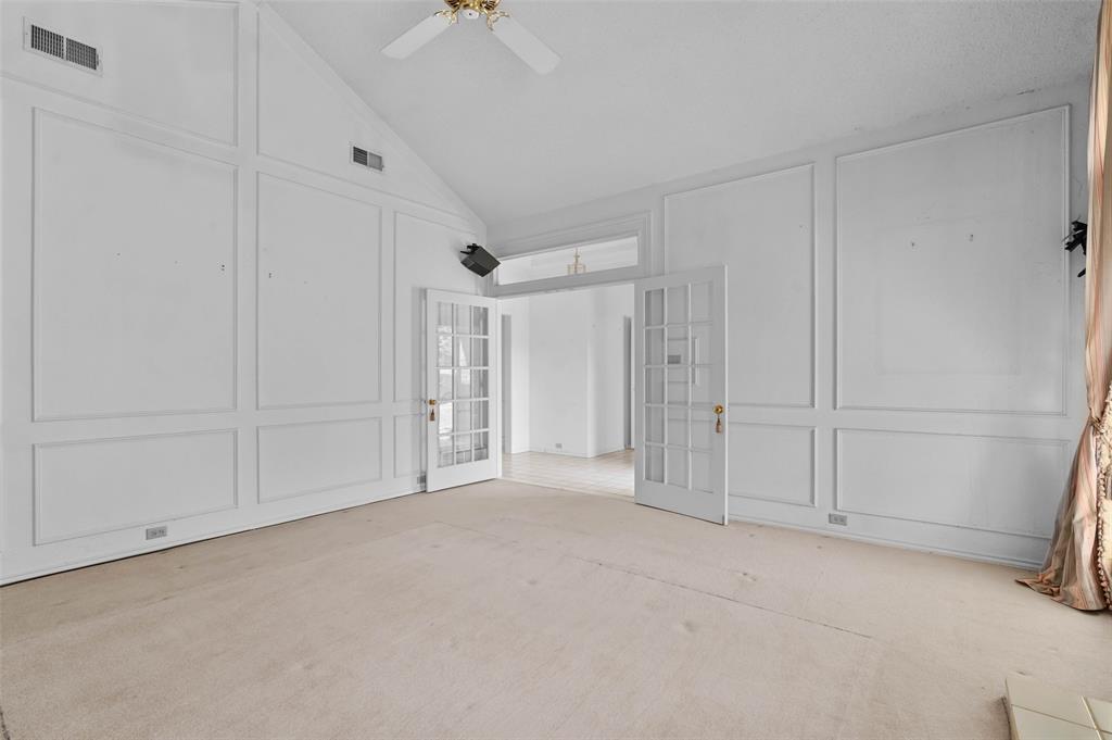 2703 Devonshire Drive Property Photo 5