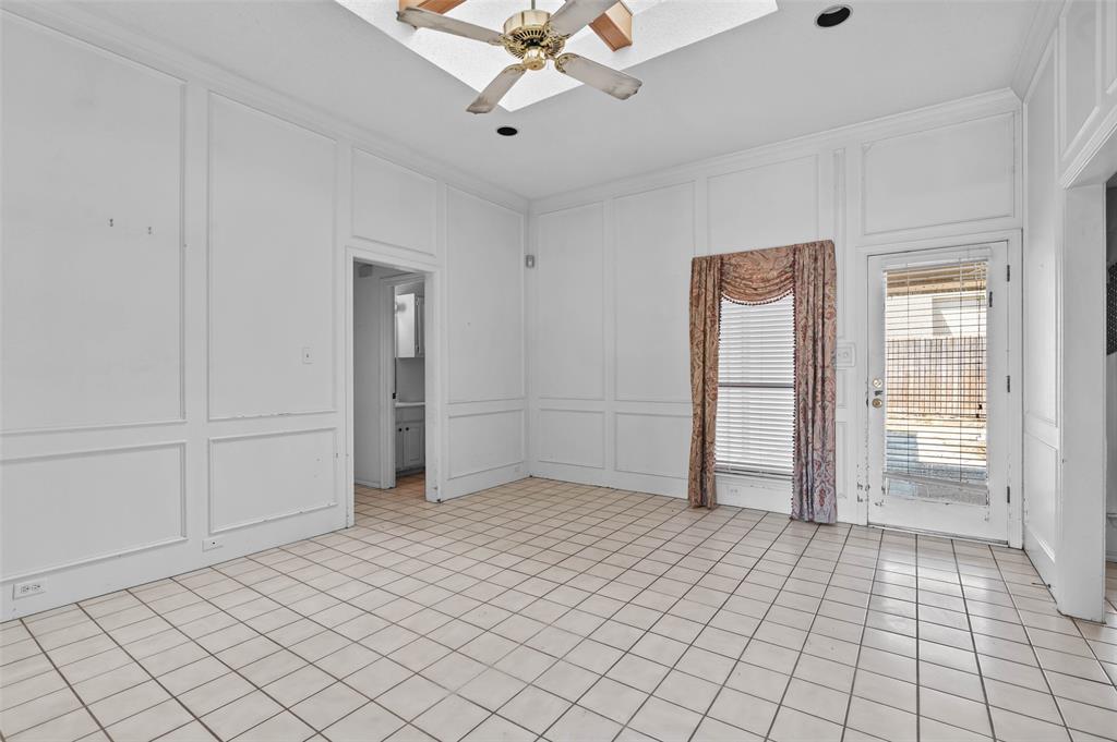 2703 Devonshire Drive Property Photo 10