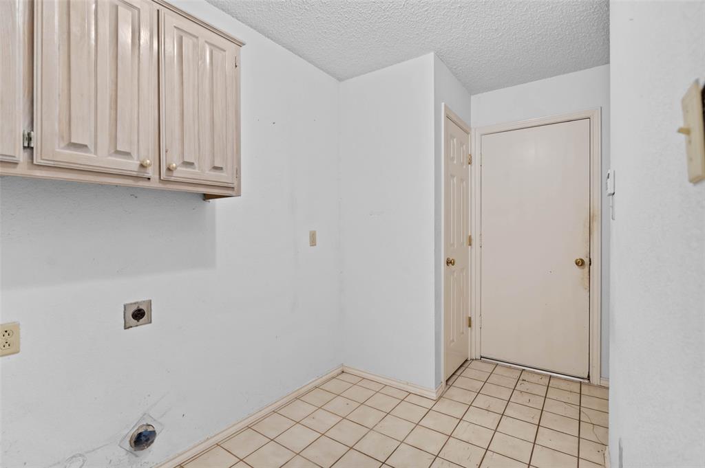 2703 Devonshire Drive Property Photo 30