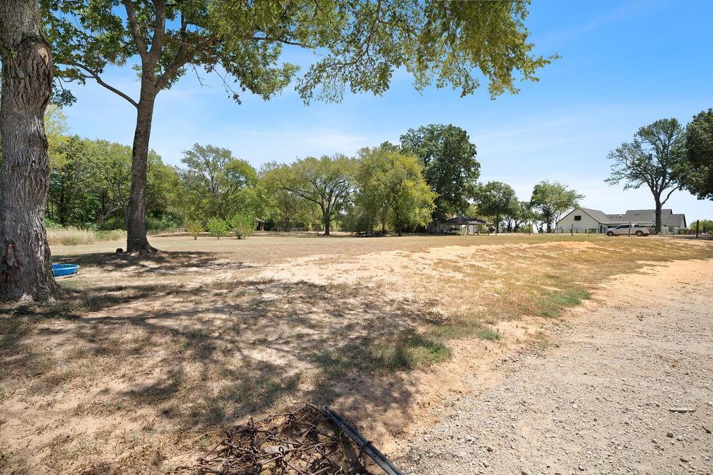 551 County Road 4203 Property Photo 6