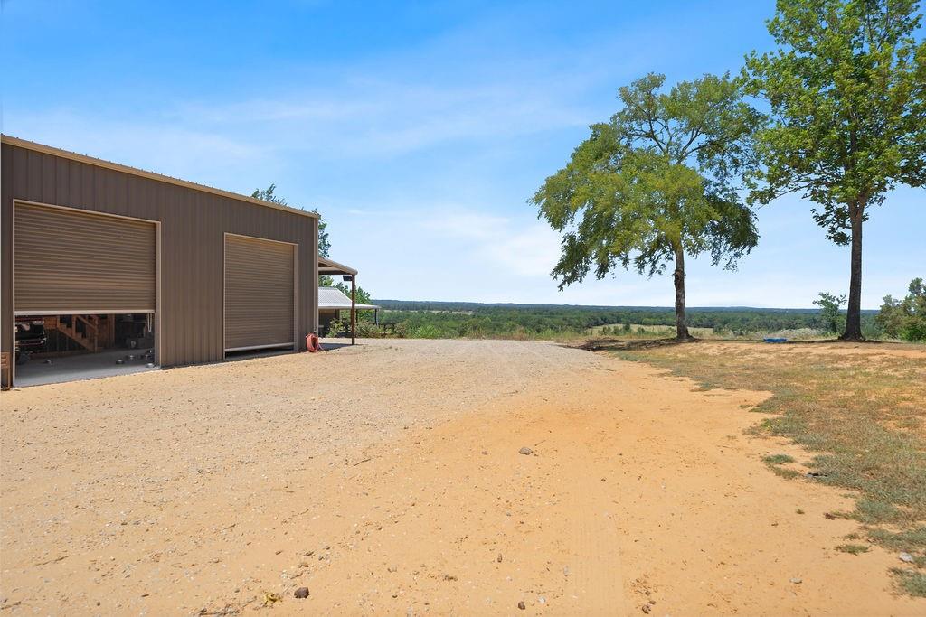 551 County Road 4203 Property Photo 11