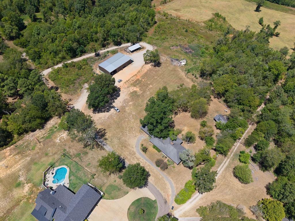 551 County Road 4203 Property Photo 17