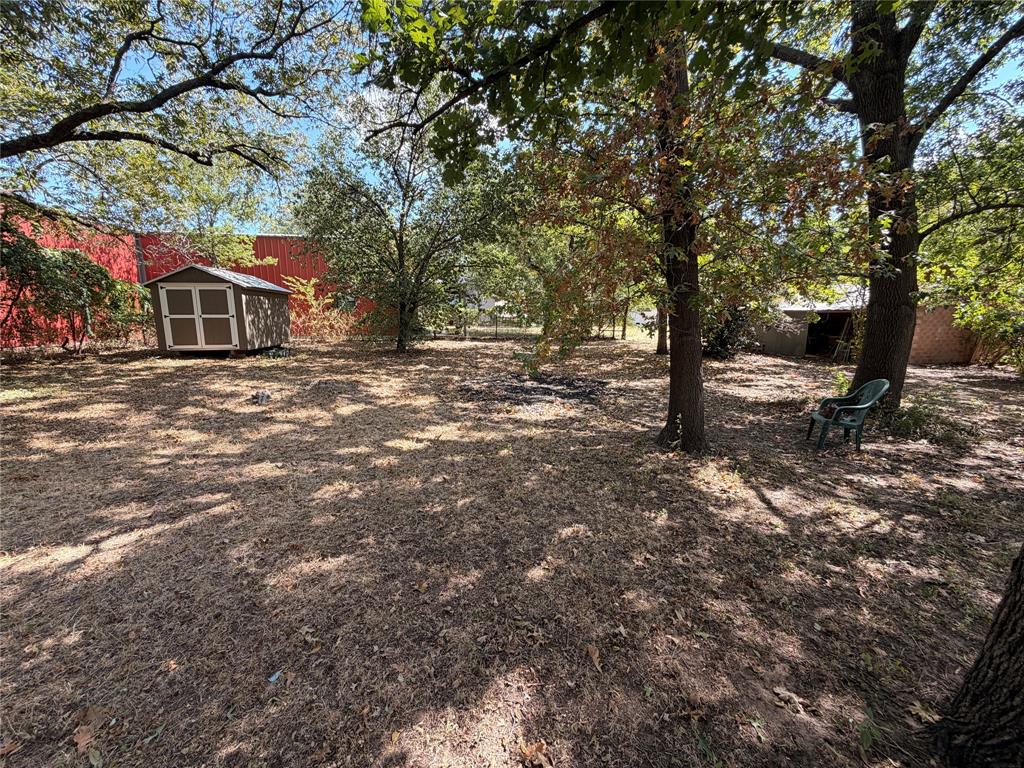 319 S Fisher Street Property Photo 9