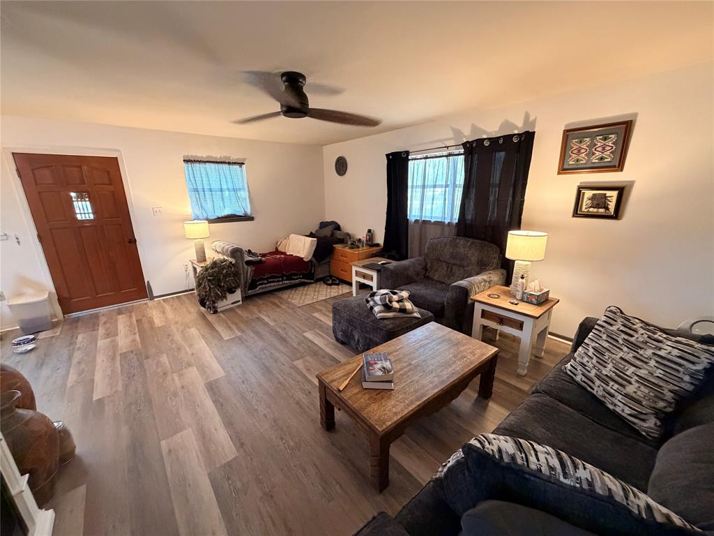 319 S Fisher Street Property Photo 19