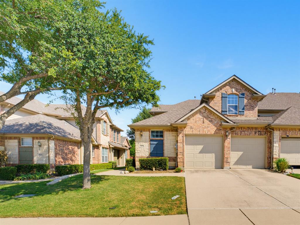 1833 Brookview Drive