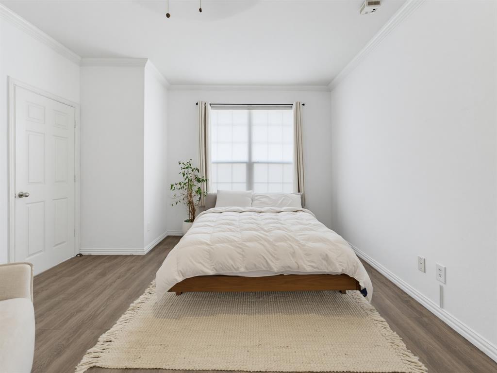 1833 Brookview Drive Property Photo 15
