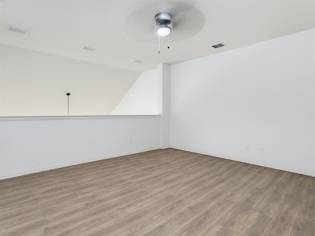 1833 Brookview Drive Property Photo 21