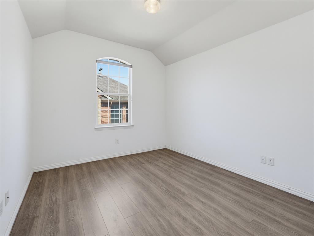 1833 Brookview Drive Property Photo 23