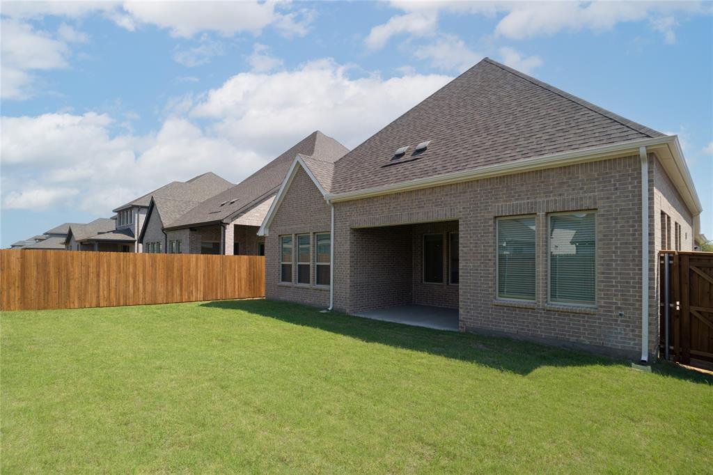 2252 Corbera Drive Property Photo 2
