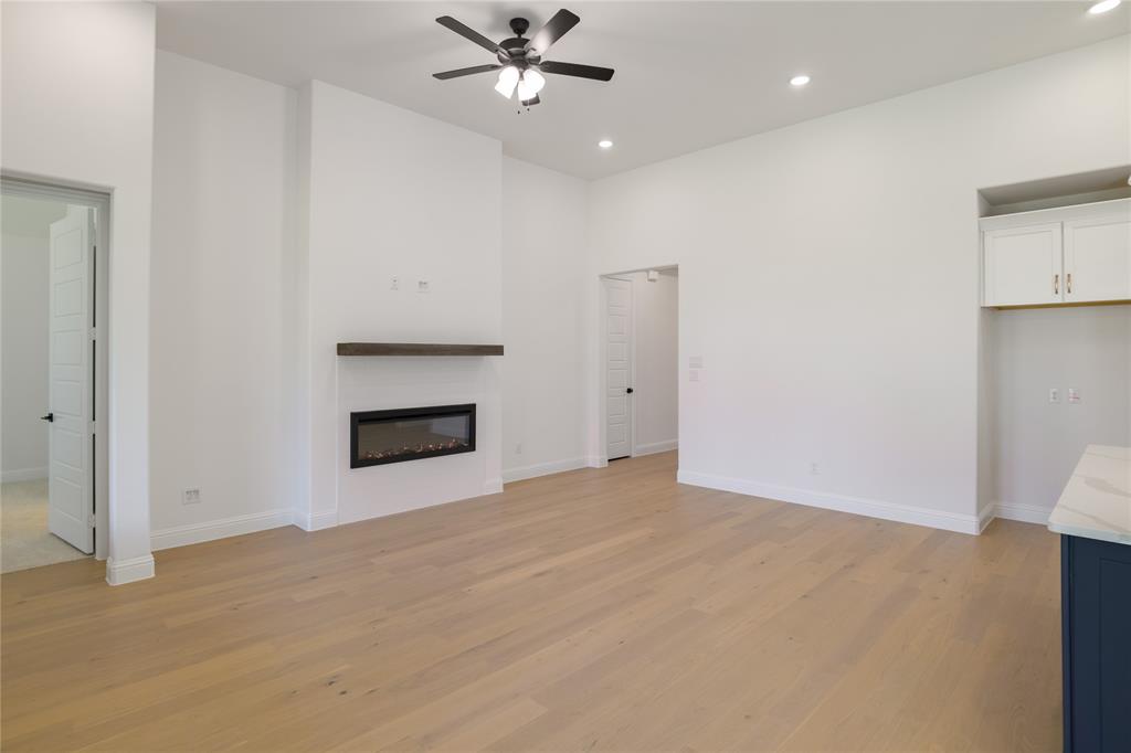 2252 Corbera Drive Property Photo 5