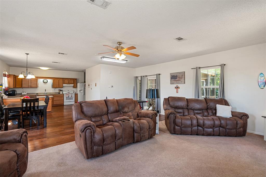 6031 Fm 316 Property Photo 5