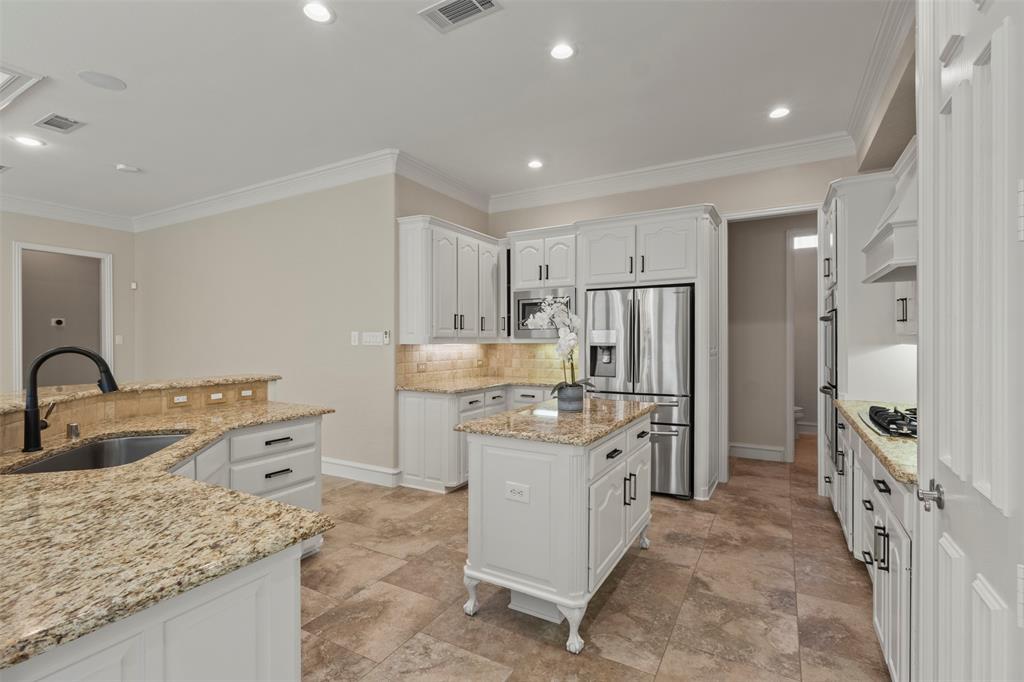 53 Cattail Pond Drive Property Photo 14