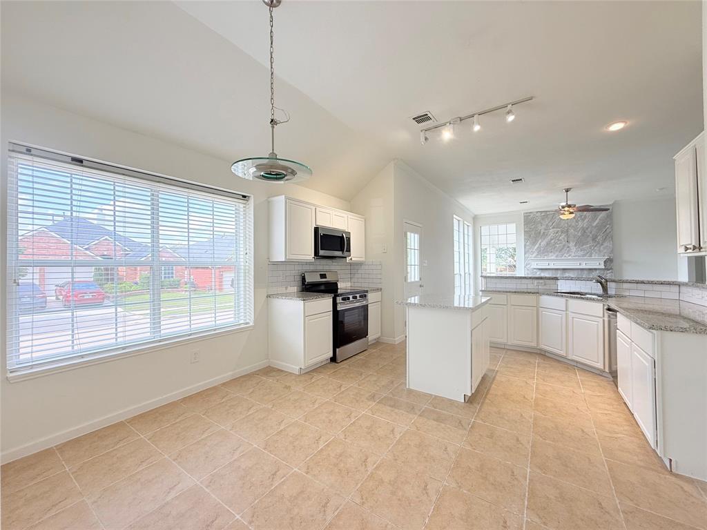 7960 Salmon Run Way Property Photo 16