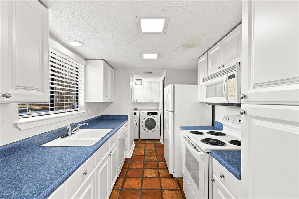 4916 Byers Avenue A Property Photo 18
