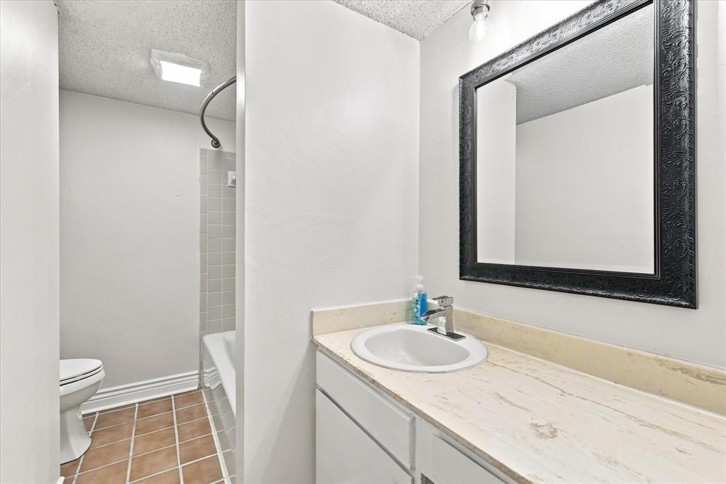 4916 Byers Avenue A Property Photo 21