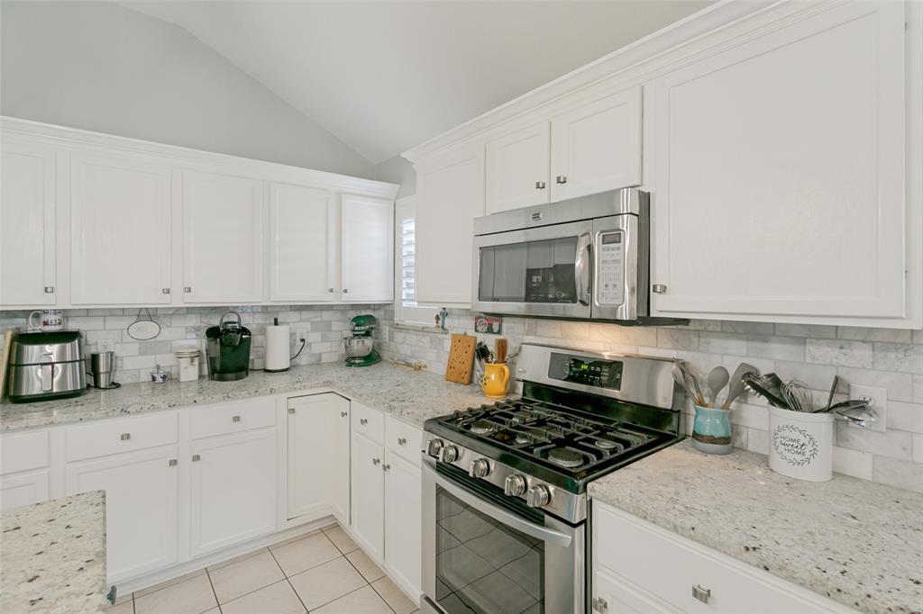 6721 Day Drive Property Photo 9
