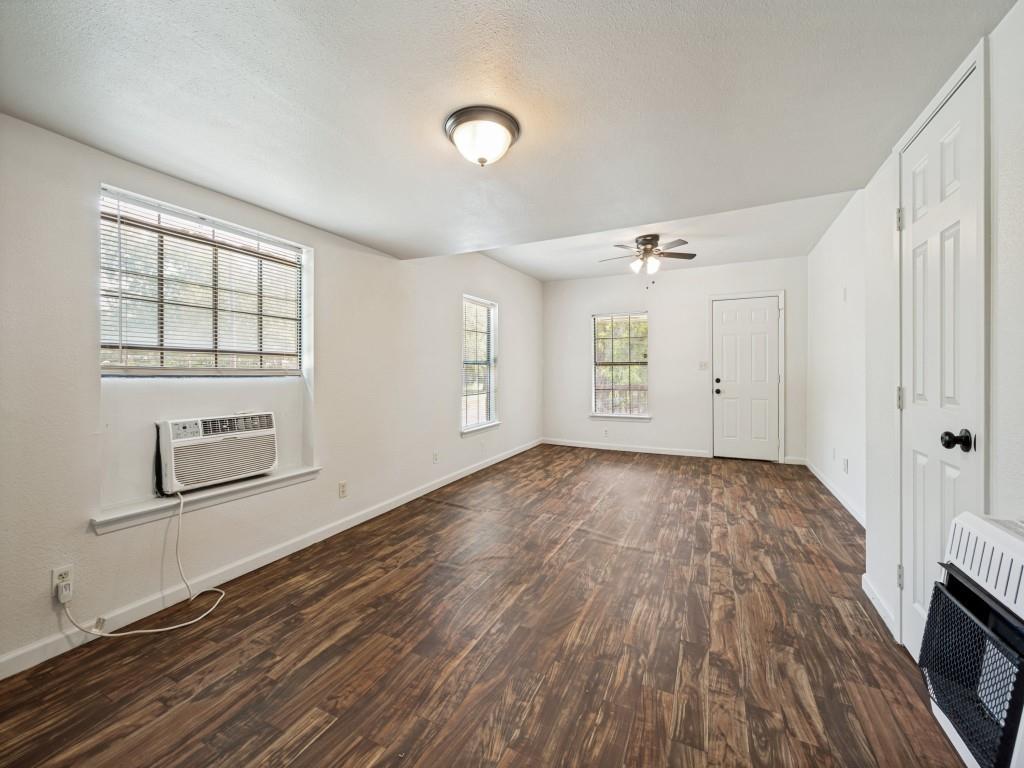 541 Denison Street Property Photo 8