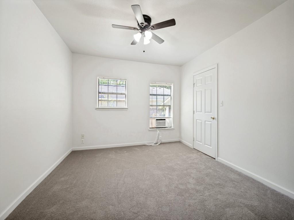 541 Denison Street Property Photo 15