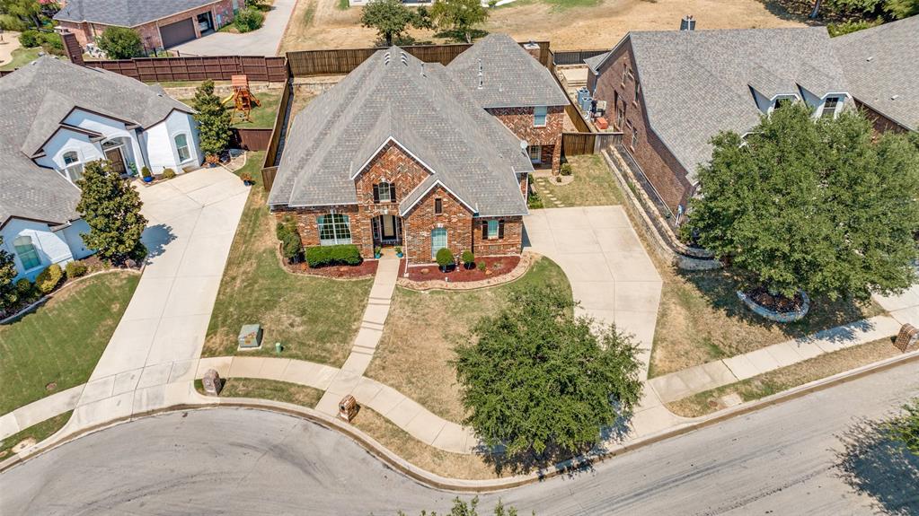 205 Thistle Ridge Property Photo 3