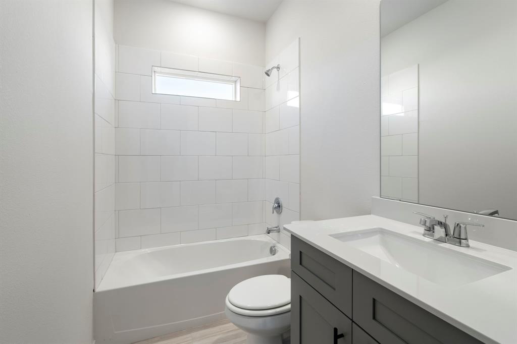 3674 Zenith Drive Property Photo 6