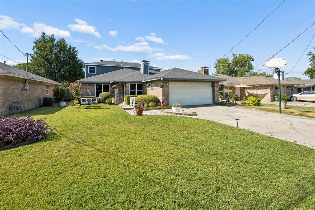1316 Cy Blackburn Circle Property Photo 1