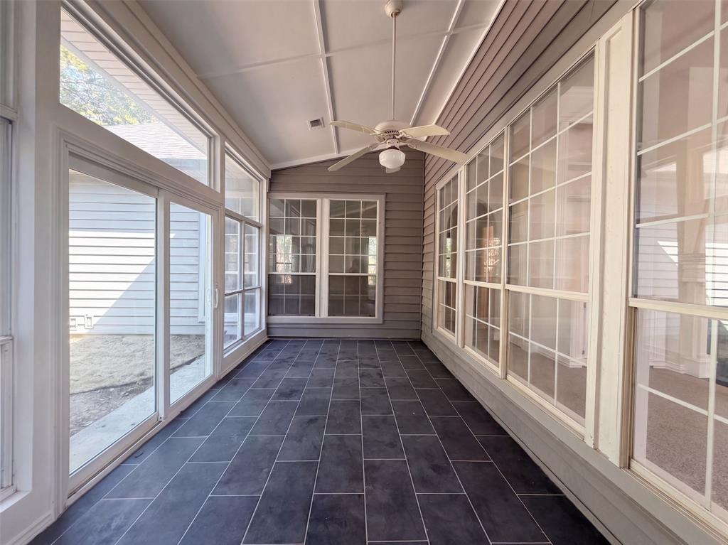 3000 Candide Lane Property Photo 15
